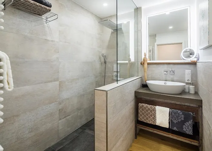 Apartman Gartenpalais 2 *